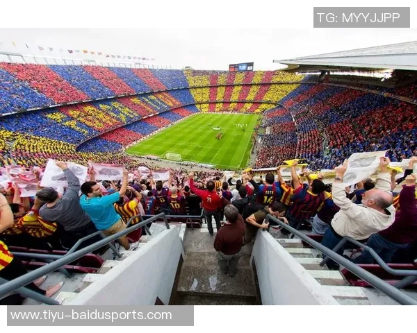 回归诺坎普！巴萨赢麻了：45157人观战票房500万如同节日